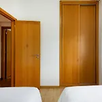 شقة Lena